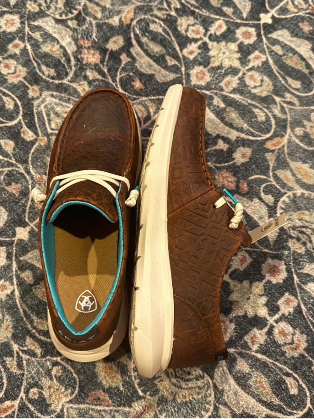 Ariat Women’s Brown Leather Boat Shoes with White Sole and Teal Lining NWT - Picture 7 of 9